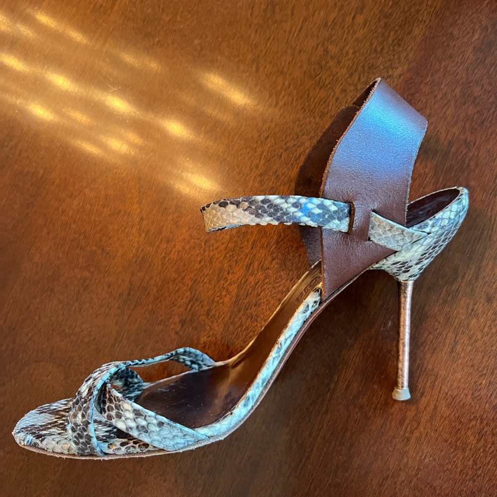 Pedro Garcia high heel sexy sandal.